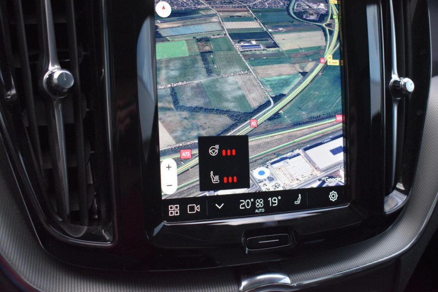 Volvo XC60 T6 350PK Automaat Plug-in Hybrid AWD Plus Dark Volvo XC60 T6 350PK Automaat Plug-in Hybrid AWD Plus Dark