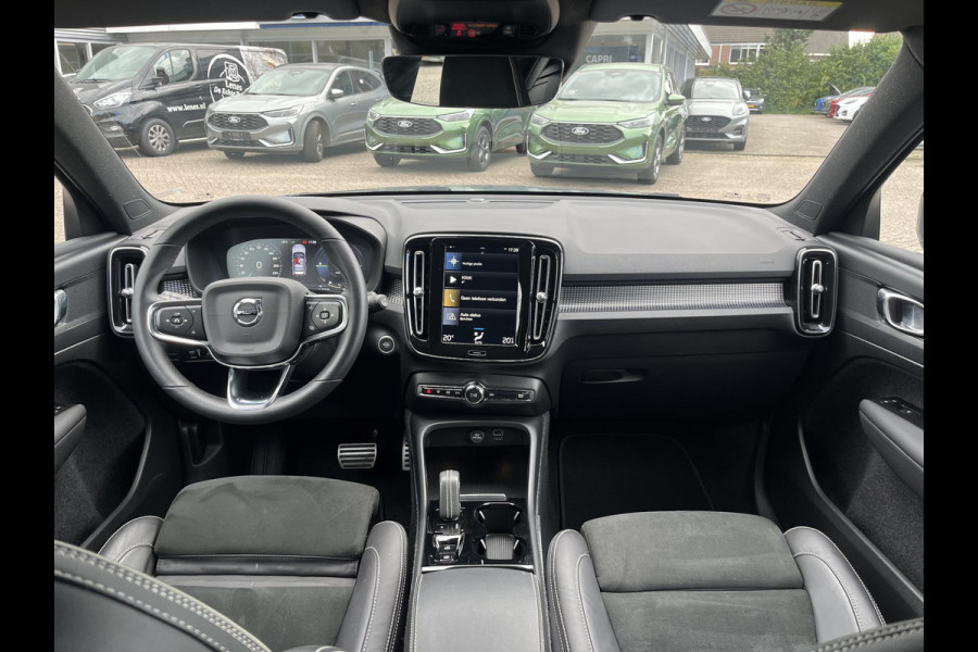 Volvo XC40 1.5 T5 Recharge R-Design 262pk | ZUID | Parking pack | 1.800 Kg trekgewicht