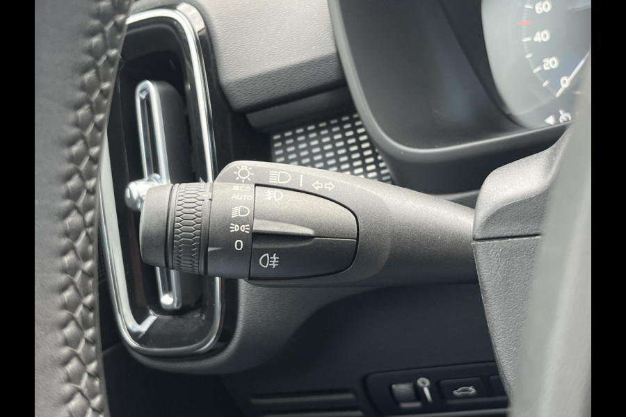 Volvo XC40 1.5 T5 Recharge R-Design 262pk | ZUID | Parking pack | 1.800 Kg trekgewicht