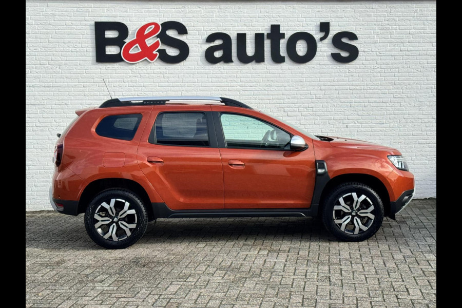 Dacia Duster 1.3 TCe Prestige Achteruitrijcamera Cruisecontrol Climatecontrol LED Apple / Android all-season banden Dodehoek Dacia Duster 1.3 TCe Prestige Achteruitrijcamera Cruisecontrol Climatecontrol LED Apple / Android all-season banden Dodehoek