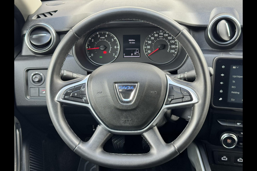 Dacia Duster 1.3 TCe Prestige Achteruitrijcamera Cruisecontrol Climatecontrol LED Apple / Android all-season banden Dodehoek Dacia Duster 1.3 TCe Prestige Achteruitrijcamera Cruisecontrol Climatecontrol LED Apple / Android all-season banden Dodehoek