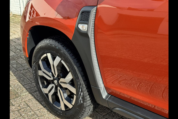 Dacia Duster 1.3 TCe Prestige Achteruitrijcamera Cruisecontrol Climatecontrol LED Apple / Android all-season banden Dodehoek Dacia Duster 1.3 TCe Prestige Achteruitrijcamera Cruisecontrol Climatecontrol LED Apple / Android all-season banden Dodehoek
