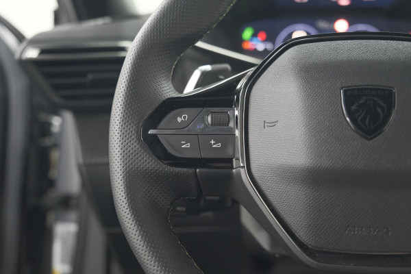 Peugeot 2008 PureTech 130 EAT8 GT | 360 Camera | Stoelmassage | Adaptieve Cruise Control | Dodehoekdetectie Peugeot 2008 PureTech 130 EAT8 GT | 360 Camera | Stoelmassage | Adaptieve Cruise Control | Dodehoekdetectie