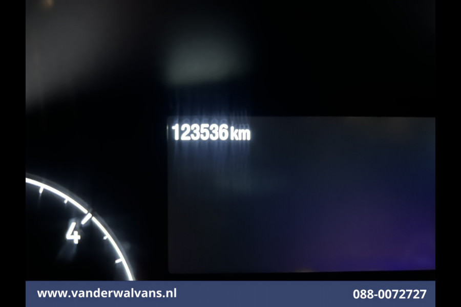 Ford Transit Custom 2.0 TDCI L2H1 Euro6 Airco | Camera | Navigatie | LED | Android Auto | Cruisecontrol | Stoelverwarming 2800kg trekvermogen, Verwarmde voorruit, Parkeersensoren, Bijrijdersbank