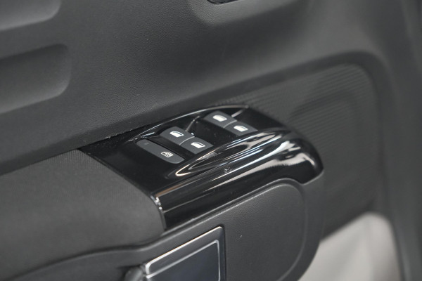 Citroën C3 PureTech 110 Max | Keyless entry/start | Camera | Navigatie | Parkeersensoren | Apple Carplay Citroën C3 PureTech 110 Max | Keyless entry/start | Camera | Navigatie | Parkeersensoren | Apple Carplay