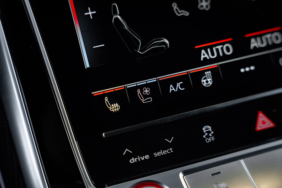 Audi RSQ8 4.0 TFSI quattro - RS Dynamic + | Design Pakket | Panorama | B&O | Elek. Trekhaak Audi RSQ8 4.0 TFSI quattro - RS Dynamic + | Design Pakket | Panorama | B&O | Elek. Trekhaak