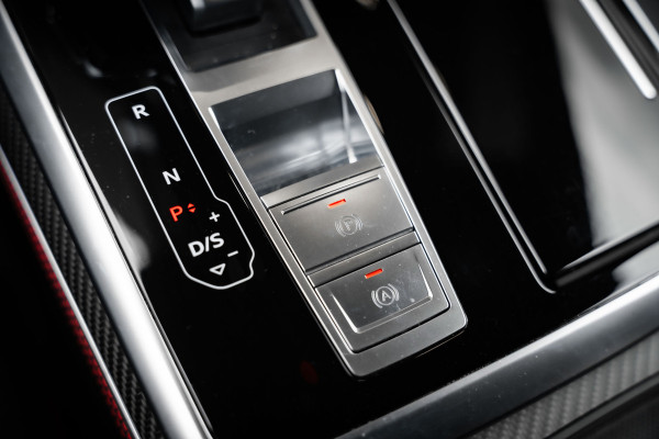 Audi RSQ8 4.0 TFSI quattro - RS Dynamic + | Design Pakket | Panorama | B&O | Elek. Trekhaak Audi RSQ8 4.0 TFSI quattro - RS Dynamic + | Design Pakket | Panorama | B&O | Elek. Trekhaak