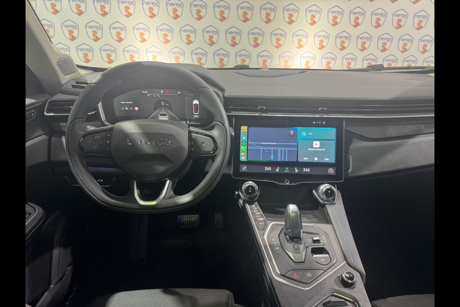 Lynk & Co 01 1.5/PANO/360CAM/AUTO-PILOT/MEMORY/APPLE-CARPLAY/BLACKONBLACK