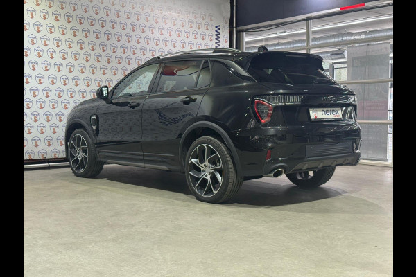 Lynk & Co 01 1.5/PANO/360CAM/AUTO-PILOT/MEMORY/APPLE-CARPLAY/BLACKONBLACK