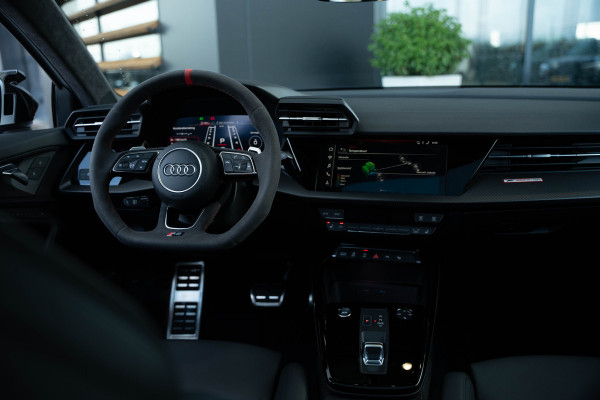 Audi RS3 Sportback 2.5 TFSI quattro - ABT RS3-R 1/200 | 500 PK | Forged Wheels | Panorama | B&O | Massage | Memory Audi RS3 Sportback 2.5 TFSI quattro - ABT RS3-R 1/200 | 500 PK | Forged Wheels | Panorama | B&O | Massage | Memory