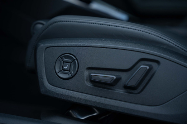 Audi RS3 Sportback 2.5 TFSI quattro - ABT RS3-R 1/200 | 500 PK | Forged Wheels | Panorama | B&O | Massage | Memory Audi RS3 Sportback 2.5 TFSI quattro - ABT RS3-R 1/200 | 500 PK | Forged Wheels | Panorama | B&O | Massage | Memory