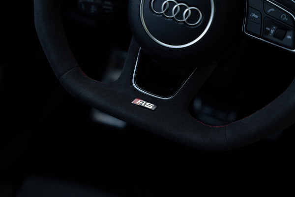 Audi RS3 Sportback 2.5 TFSI quattro - ABT RS3-R 1/200 | 500 PK | Forged Wheels | Panorama | B&O | Massage | Memory Audi RS3 Sportback 2.5 TFSI quattro - ABT RS3-R 1/200 | 500 PK | Forged Wheels | Panorama | B&O | Massage | Memory