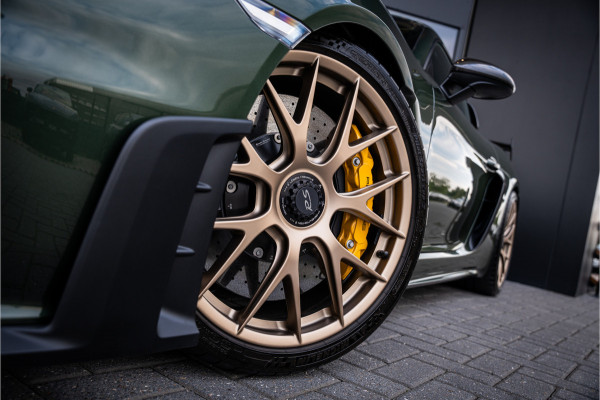 Porsche 718 GT4 RS - Origineel NL | Lift l Volledig XPEL | Weissach | Oakgreenmetallic | Keramisch | Carbon | Sport Chrono +