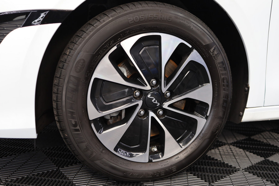 Kia Ceed Sportswagon 1.6 GDI PHEV DynamicLine | Automaat | 185 pk | Lage kosten per KM | Carplay | Achteruitrijcamera | BTW voor bedrijven verekenbaar |