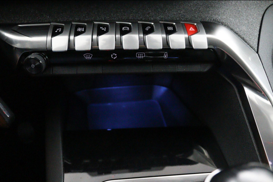 Peugeot 3008 1.2 Allure*130PK*NAVI*ECC*CRUISE*CARPLAY*