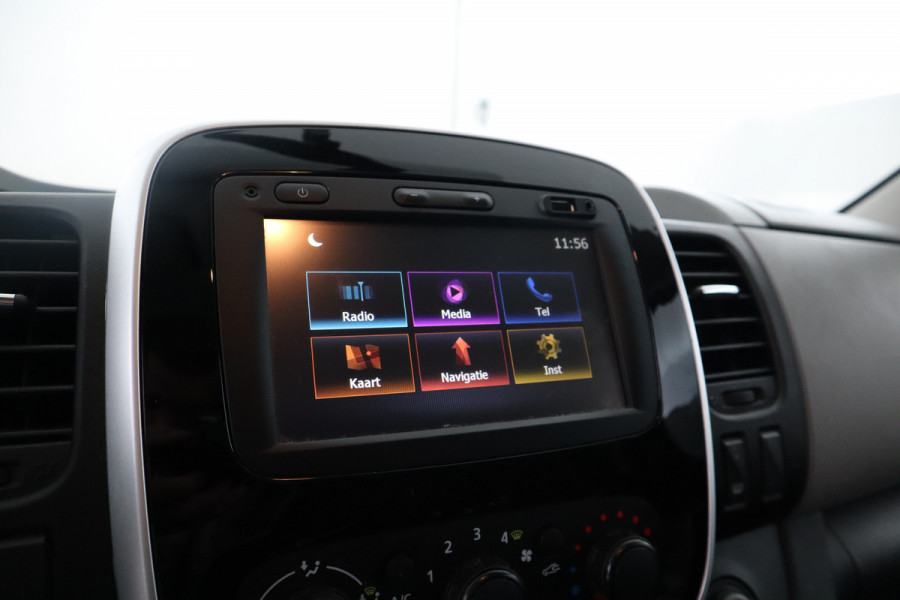 Renault Trafic 1.6 dCi T27 L1H1 Comfort navigatie, parkeersensoren, ruiten in achterdeuren en zijdeur Renault Trafic 1.6 dCi T27 L1H1 Comfort navigatie, parkeersensoren, ruiten in achterdeuren en zijdeur