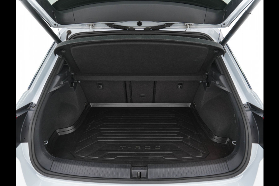 Volkswagen T-Roc 1.5 TSI R-Line Sport Business Aut. *PANO | LEATHER | FULL-LED | ADAPTIVE-CRUISE | DIGI-COCKPIT | NAVI-FULLMAP | HEATED-SPORTSEATS | AMBIENT-LIGHT | PRIVACY-GLASS | DAB+ | CARPLAY | SHIFT-PADDLES | 18''ALU*