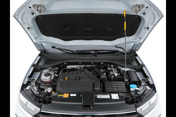 Volkswagen T-Roc 1.5 TSI R-Line Sport Business Aut. *PANO | LEATHER | FULL-LED | ADAPTIVE-CRUISE | DIGI-COCKPIT | NAVI-FULLMAP | HEATED-SPORTSEATS | AMBIENT-LIGHT | PRIVACY-GLASS | DAB+ | CARPLAY | SHIFT-PADDLES | 18''ALU*