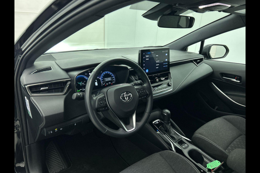 Toyota Corolla Touring Sports 1.8 Hybrid Active Navigatie Apple Carplay/Android Auto Camera Adaptive Cruise Control Virtual Cockpit Climate Control