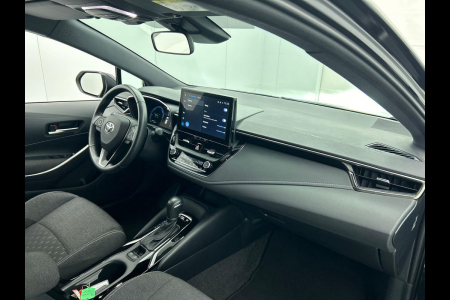 Toyota Corolla Touring Sports 1.8 Hybrid Active Navigatie Apple Carplay/Android Auto Camera Adaptive Cruise Control Virtual Cockpit Climate Control