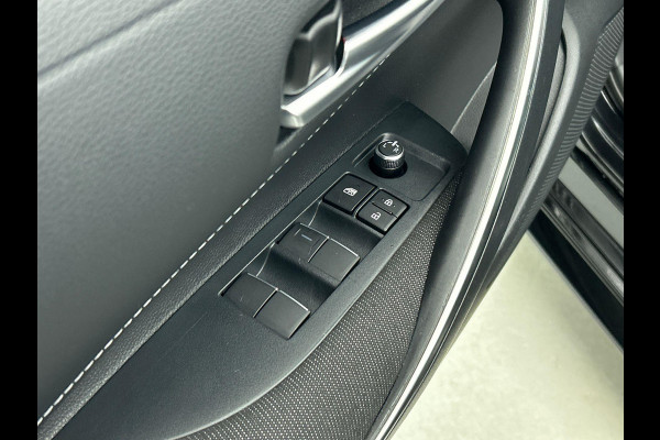 Toyota Corolla Touring Sports 1.8 Hybrid Active Navigatie Apple Carplay/Android Auto Camera Adaptive Cruise Control Virtual Cockpit Climate Control