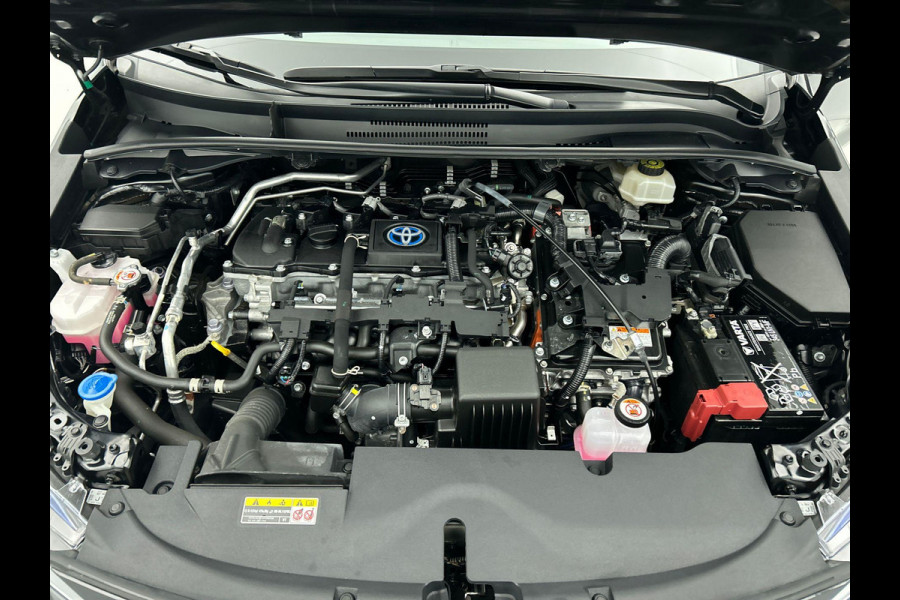 Toyota Corolla Touring Sports 1.8 Hybrid Active Navigatie Apple Carplay/Android Auto Camera Adaptive Cruise Control Virtual Cockpit Climate Control