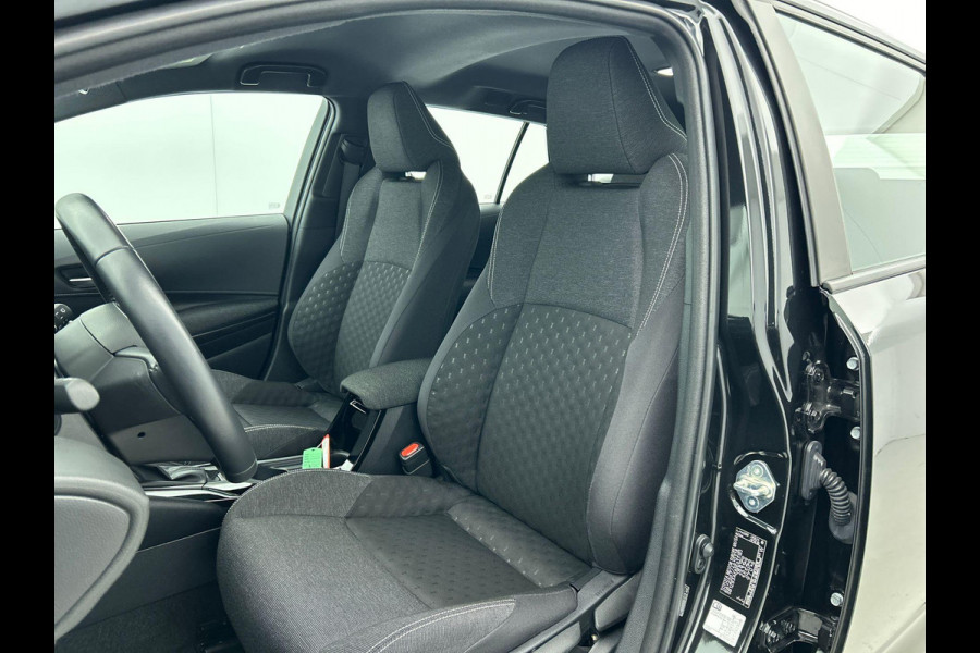 Toyota Corolla Touring Sports 1.8 Hybrid Active Navigatie Apple Carplay/Android Auto Camera Adaptive Cruise Control Virtual Cockpit Climate Control