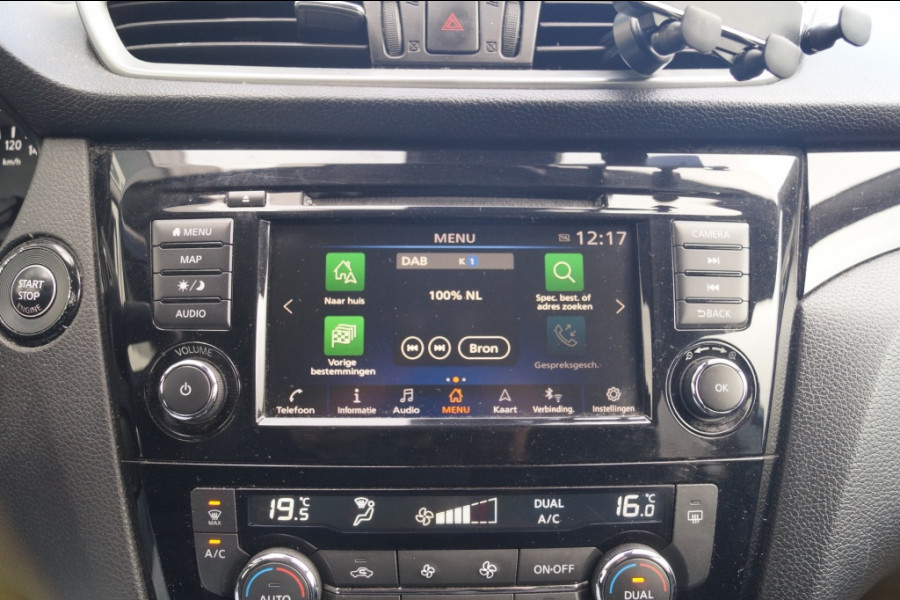 Nissan QASHQAI 1.3 DIG-T 140pk N-Connecta -PANO-ECC-CAM-TREKHAAK- Nissan QASHQAI 1.3 DIG-T 140pk N-Connecta -PANO-ECC-CAM-TREKHAAK-