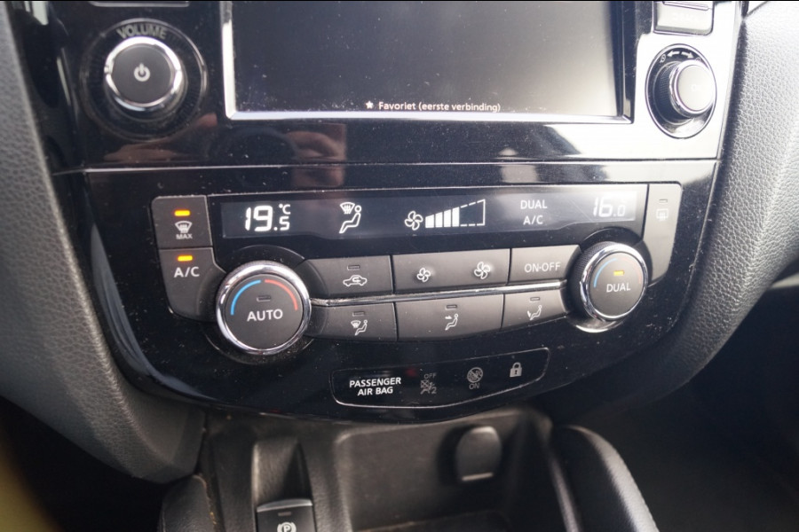 Nissan QASHQAI 1.3 DIG-T 140pk N-Connecta -PANO-ECC-CAM-TREKHAAK- Nissan QASHQAI 1.3 DIG-T 140pk N-Connecta -PANO-ECC-CAM-TREKHAAK-