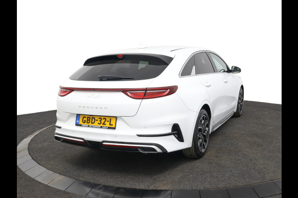 Kia ProCeed 1.5 T-GDi GT-Line Apple Carplay/Android Auto - Cruise Control - Dodehoekdetectie - Navigatie - Stuur/Stoelverwarming - Fabrieksgarantie tot 06-2031