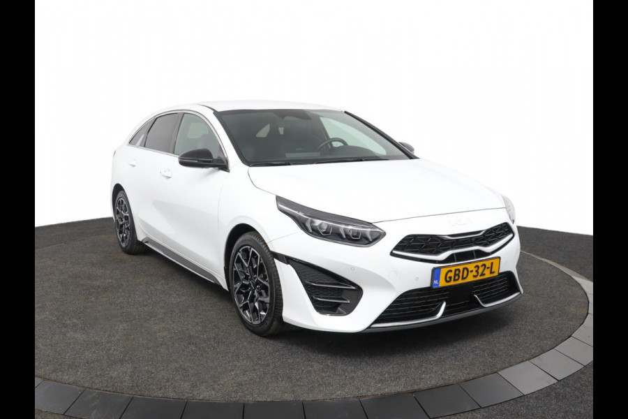 Kia ProCeed 1.5 T-GDi GT-Line Apple Carplay/Android Auto - Cruise Control - Dodehoekdetectie - Navigatie - Stuur/Stoelverwarming - Fabrieksgarantie tot 06-2031