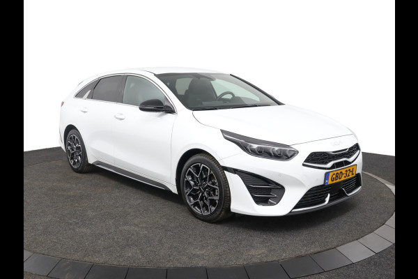 Kia ProCeed 1.5 T-GDi GT-Line Apple Carplay/Android Auto - Cruise Control - Dodehoekdetectie - Navigatie - Stuur/Stoelverwarming - Fabrieksgarantie tot 06-2031