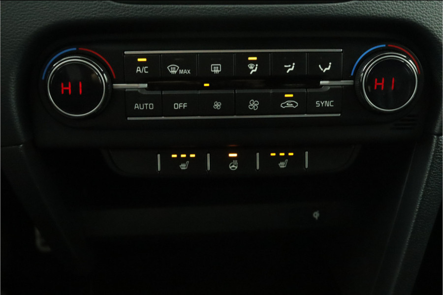 Kia ProCeed 1.5 T-GDi GT-Line Apple Carplay/Android Auto - Cruise Control - Dodehoekdetectie - Navigatie - Stuur/Stoelverwarming - Fabrieksgarantie tot 06-2031