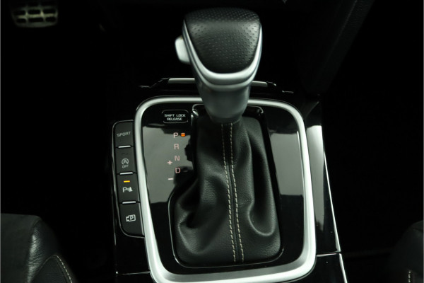 Kia ProCeed 1.5 T-GDi GT-Line Apple Carplay/Android Auto - Cruise Control - Dodehoekdetectie - Navigatie - Stuur/Stoelverwarming - Fabrieksgarantie tot 06-2031