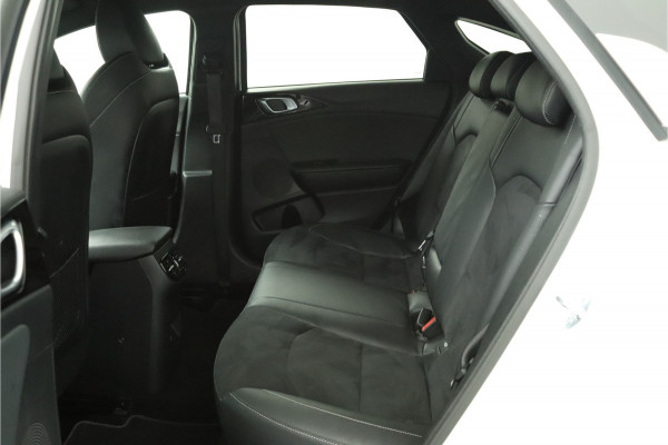 Kia ProCeed 1.5 T-GDi GT-Line Apple Carplay/Android Auto - Cruise Control - Dodehoekdetectie - Navigatie - Stuur/Stoelverwarming - Fabrieksgarantie tot 06-2031