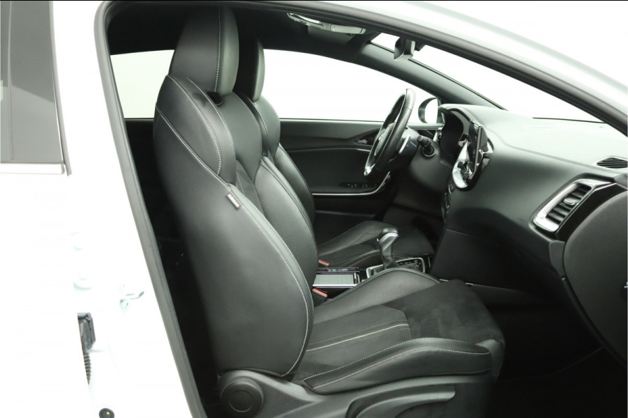 Kia ProCeed 1.5 T-GDi GT-Line Apple Carplay/Android Auto - Cruise Control - Dodehoekdetectie - Navigatie - Stuur/Stoelverwarming - Fabrieksgarantie tot 06-2031