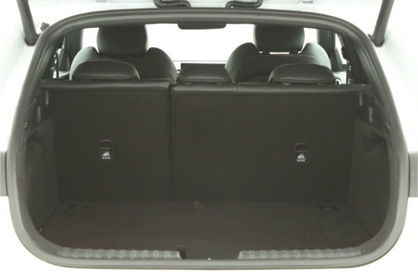 Kia ProCeed 1.5 T-GDi GT-Line Apple Carplay/Android Auto - Cruise Control - Dodehoekdetectie - Navigatie - Stuur/Stoelverwarming - Fabrieksgarantie tot 06-2031