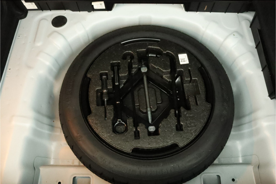 Kia ProCeed 1.5 T-GDi GT-Line Apple Carplay/Android Auto - Cruise Control - Dodehoekdetectie - Navigatie - Stuur/Stoelverwarming - Fabrieksgarantie tot 06-2031