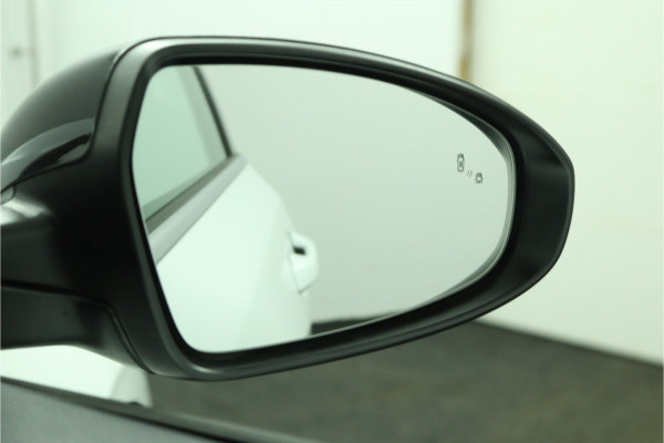 Kia ProCeed 1.5 T-GDi GT-Line Apple Carplay/Android Auto - Cruise Control - Dodehoekdetectie - Navigatie - Stuur/Stoelverwarming - Fabrieksgarantie tot 06-2031