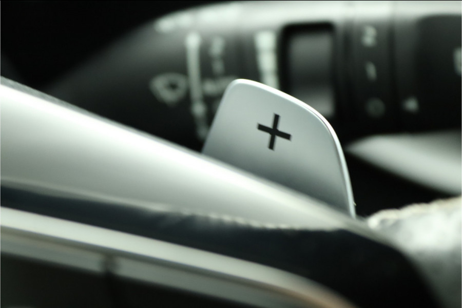 Kia ProCeed 1.5 T-GDi GT-Line Apple Carplay/Android Auto - Cruise Control - Dodehoekdetectie - Navigatie - Stuur/Stoelverwarming - Fabrieksgarantie tot 06-2031