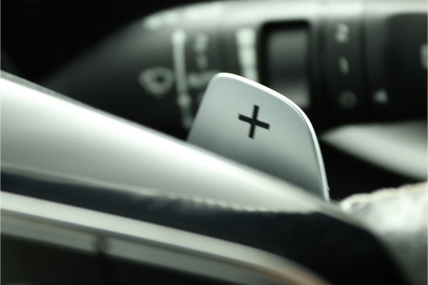 Kia ProCeed 1.5 T-GDi GT-Line Apple Carplay/Android Auto - Cruise Control - Dodehoekdetectie - Navigatie - Stuur/Stoelverwarming - Fabrieksgarantie tot 06-2031