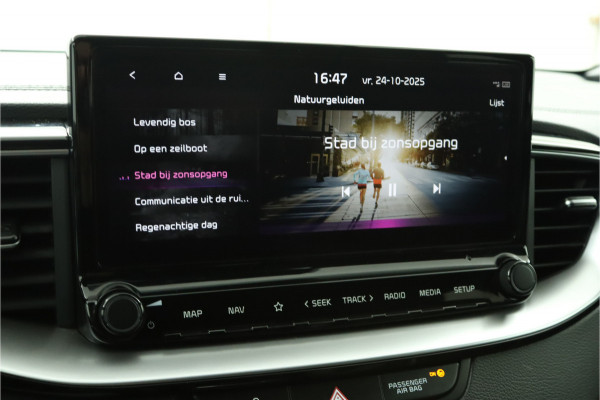 Kia ProCeed 1.5 T-GDi GT-Line Apple Carplay/Android Auto - Cruise Control - Dodehoekdetectie - Navigatie - Stuur/Stoelverwarming - Fabrieksgarantie tot 06-2031