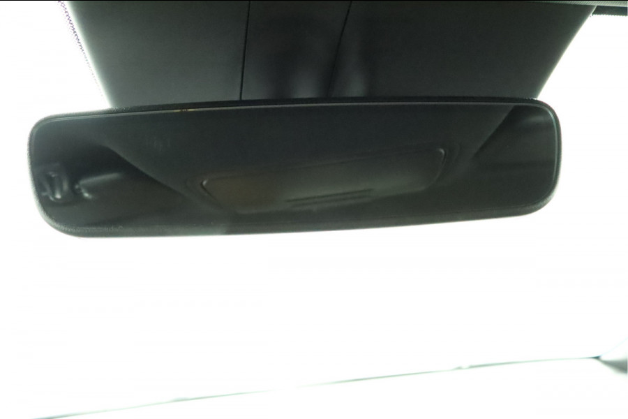 Kia ProCeed 1.5 T-GDi GT-Line Apple Carplay/Android Auto - Cruise Control - Dodehoekdetectie - Navigatie - Stuur/Stoelverwarming - Fabrieksgarantie tot 06-2031