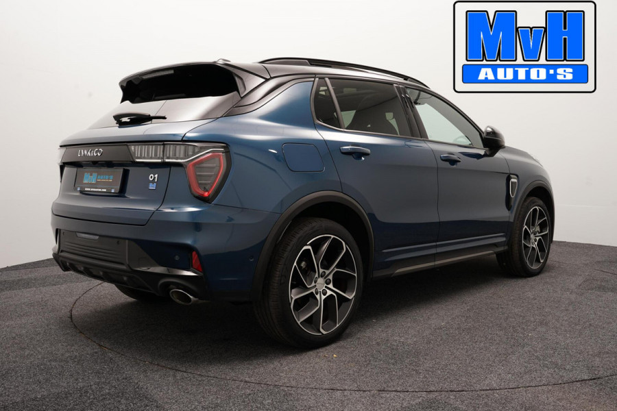 Lynk & Co 01 1.5 Hybride|FULL BLACK|ZWARTE.HEMEL|360ºCAM|NAP