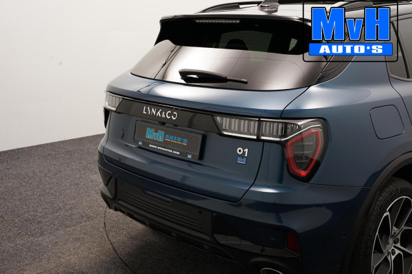 Lynk & Co 01 1.5 Hybride|FULL BLACK|ZWARTE.HEMEL|360ºCAM|NAP