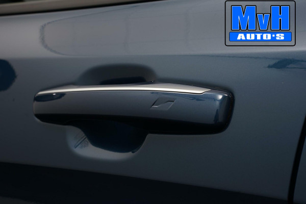 Lynk & Co 01 1.5 Hybride|FULL BLACK|ZWARTE.HEMEL|360ºCAM|NAP