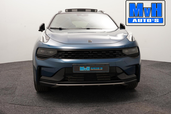 Lynk & Co 01 1.5 Hybride|TREKHAAK|FULL BLACK|ZWARTE.HEMEL|NAP