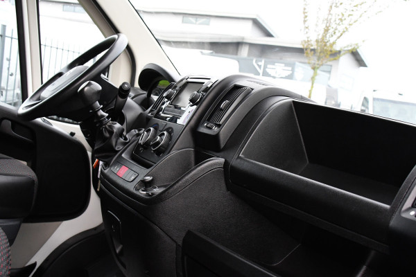 Citroën Jumper 35 2.0 BlueHDi L4 Bakwagen Cruise, NAVI, 165PK, Laadklep, Airco, Uniek!