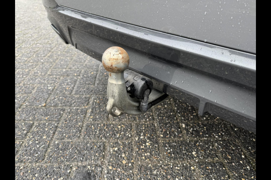 BMW 5 Serie Touring 530e M-Sport | 360*  Camera | Navigatie | Head-Up Display | 20 Inch Lichtmetalen Velgen | Elektrische Trekhaak | BMW 5 Serie Touring 530e M-Sport | 360*  Camera | Navigatie | Head-Up Display | 20 Inch Lichtmetalen Velgen | Elektrische Trekhaak |