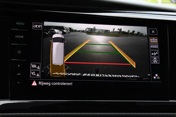 Volkswagen Transporter 2.0 TDI L2H1 32 DC Bulli Virtual, Adaptieve Cruise, Carplay, LED, 150pk, Automaat, Trekhaak, Sensoren, Uniek! Volkswagen Transporter 2.0 TDI L2H1 32 DC Bulli Virtual, Adaptieve Cruise, Carplay, LED, 150pk, Automaat, Trekhaak, Sensoren, Uniek!